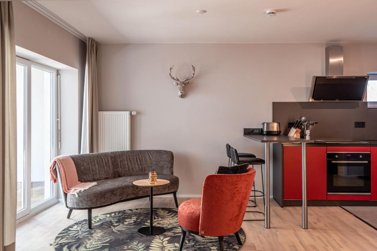تيتيسي نيوستادت Forest Private Suites المظهر الخارجي الصورة